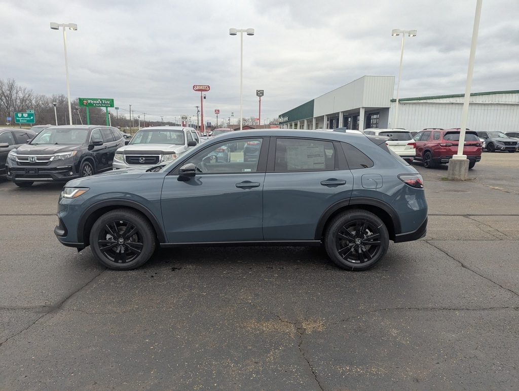 2026 Honda HR-V Sport photo 3