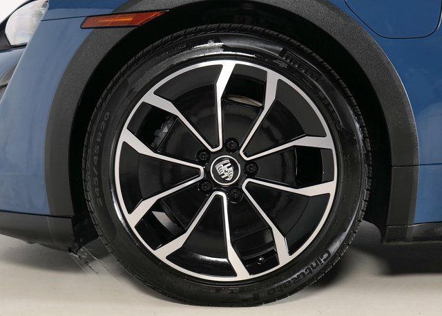2022 Porsche Taycan Cross Turismo 4 photo 9