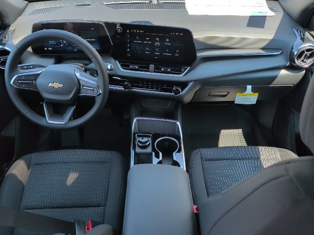 2026 Chevrolet Equinox LT photo 5