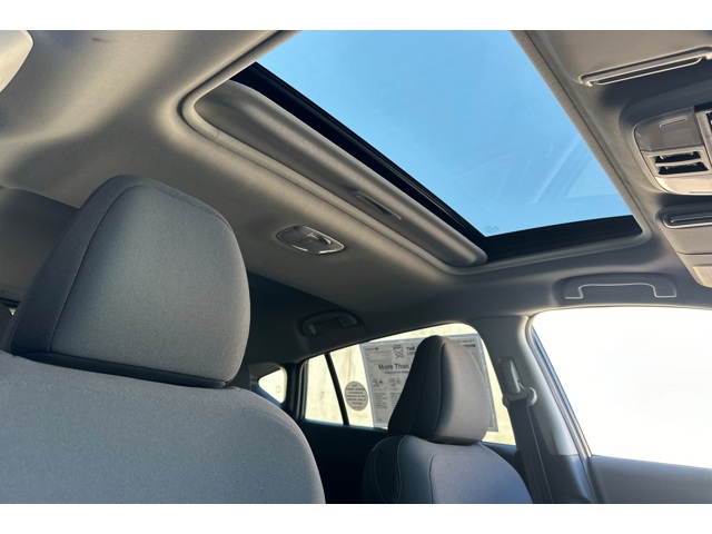 2025 Subaru Crosstrek Premium photo 17