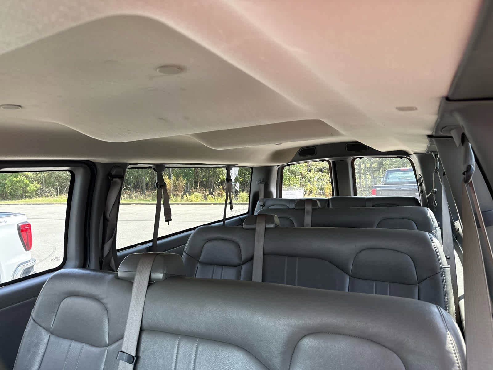 2023 Chevrolet Express Passenger LS photo 8