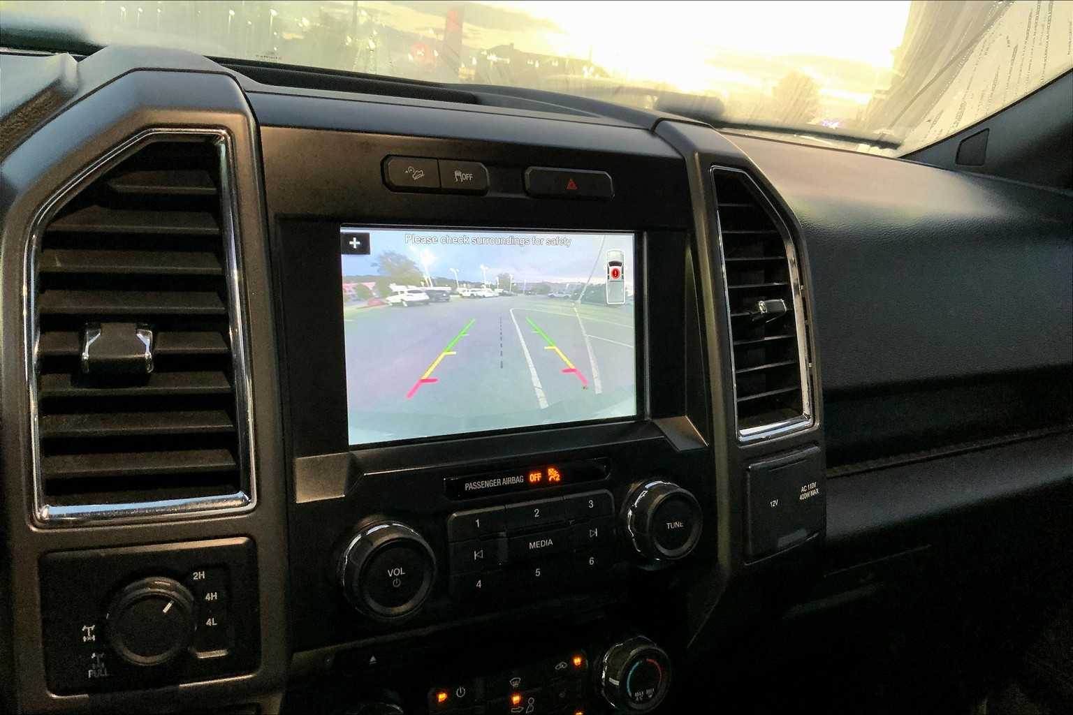 2016 Ford F-150 XLT photo 27