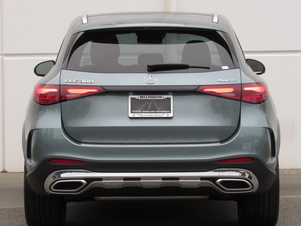 2026 Mercedes Benz GLC 300 4MATIC photo 4