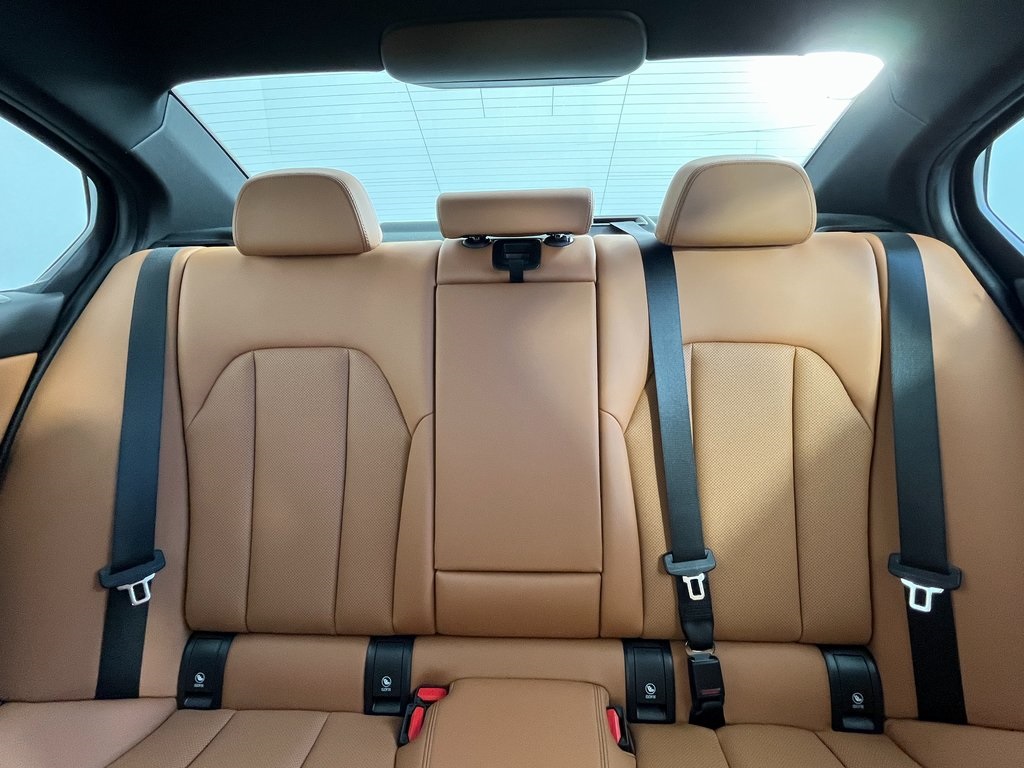 2023 Bmw 330i xDrive photo 14
