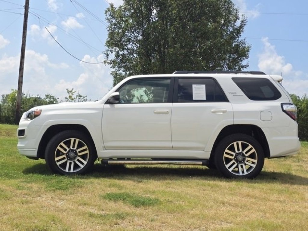 2023 Toyota 4Runner TRD Sport 4WD photo 19