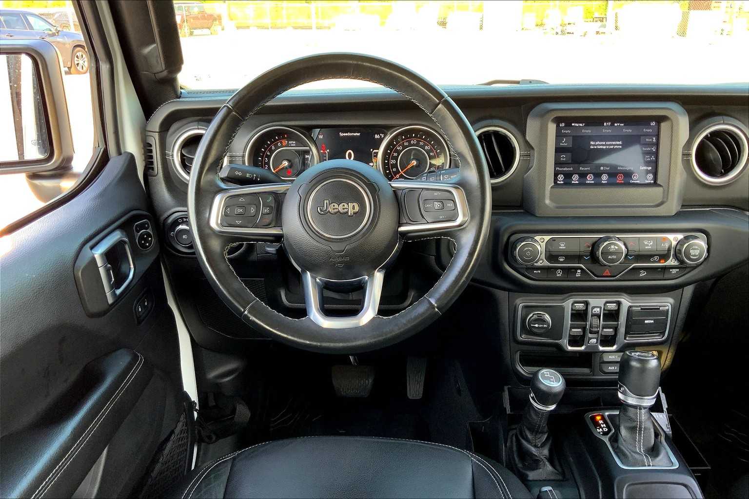 2018 Jeep Wrangler Unlimited Sahara photo 5