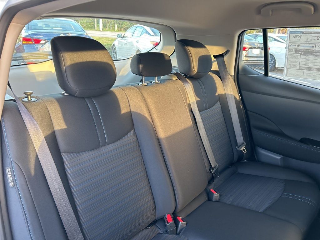 2025 Nissan Leaf SV Plus photo 40
