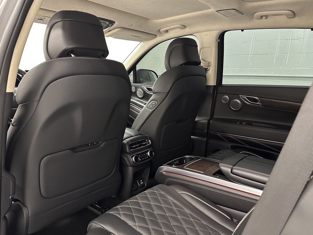 2022 Genesis GV80 3.5T Prestige Signature photo 14