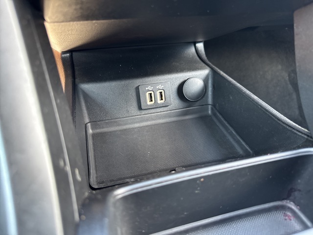 2020 Ford Fusion Hybrid Titanium photo 30