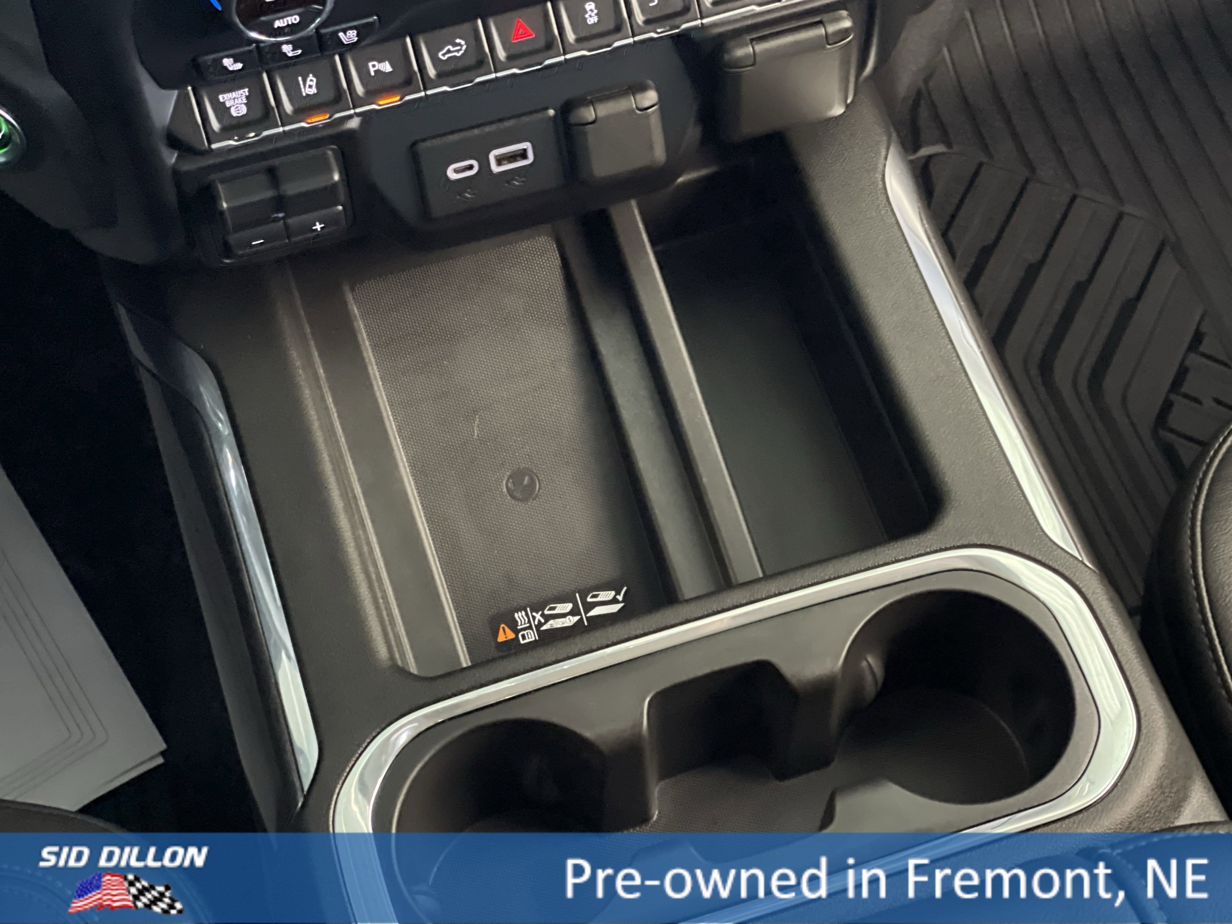 Used 2020 Shadow Gray Metallic Chevrolet LTZ image 6