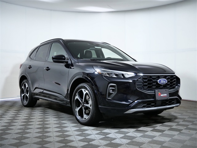 2023 Ford Escape ST-Line Select's photo