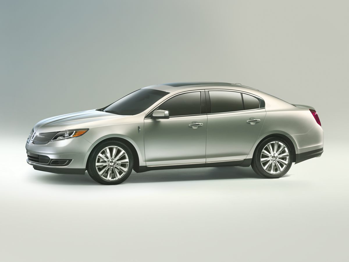 2015 Lincoln MKS Base's photo