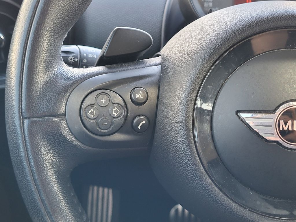 2015 Mini Countryman S ALL4 photo 21
