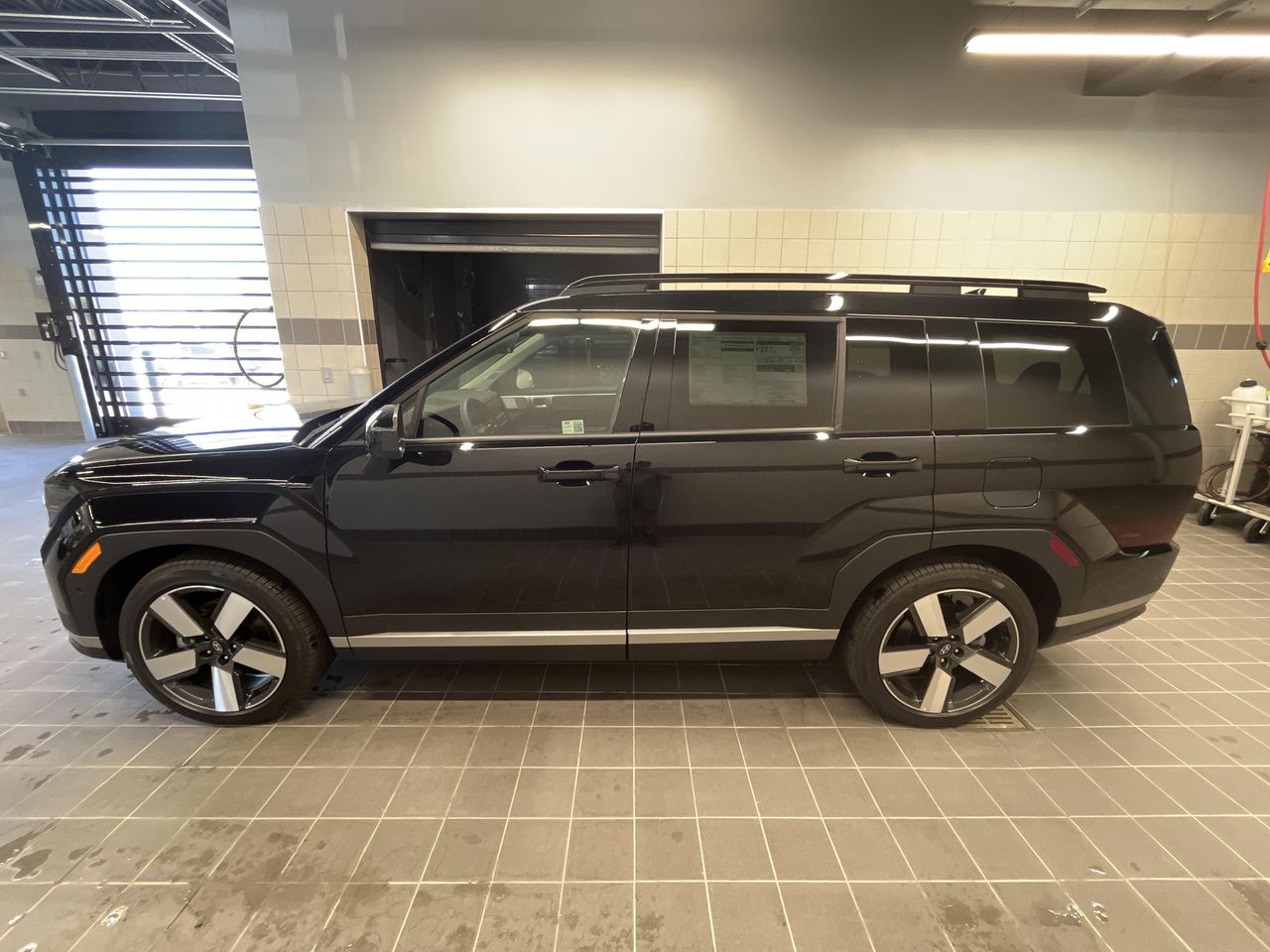 2024 Hyundai Santa Fe Limited photo 6
