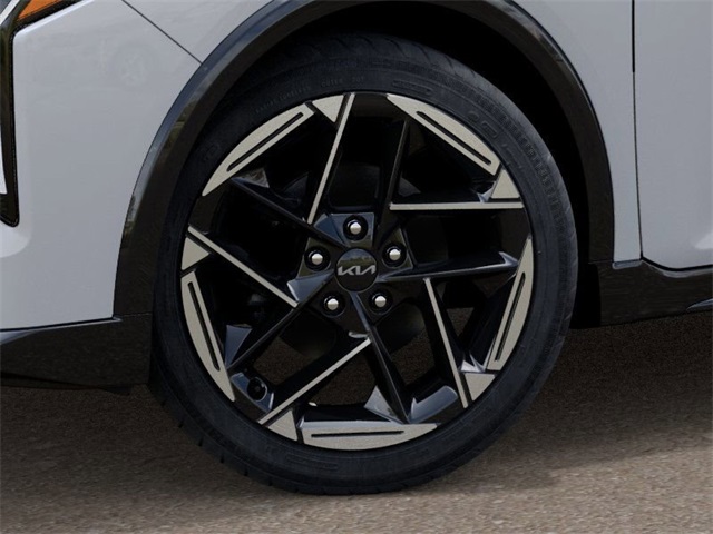 2025 Kia K4 GT-Line photo 4