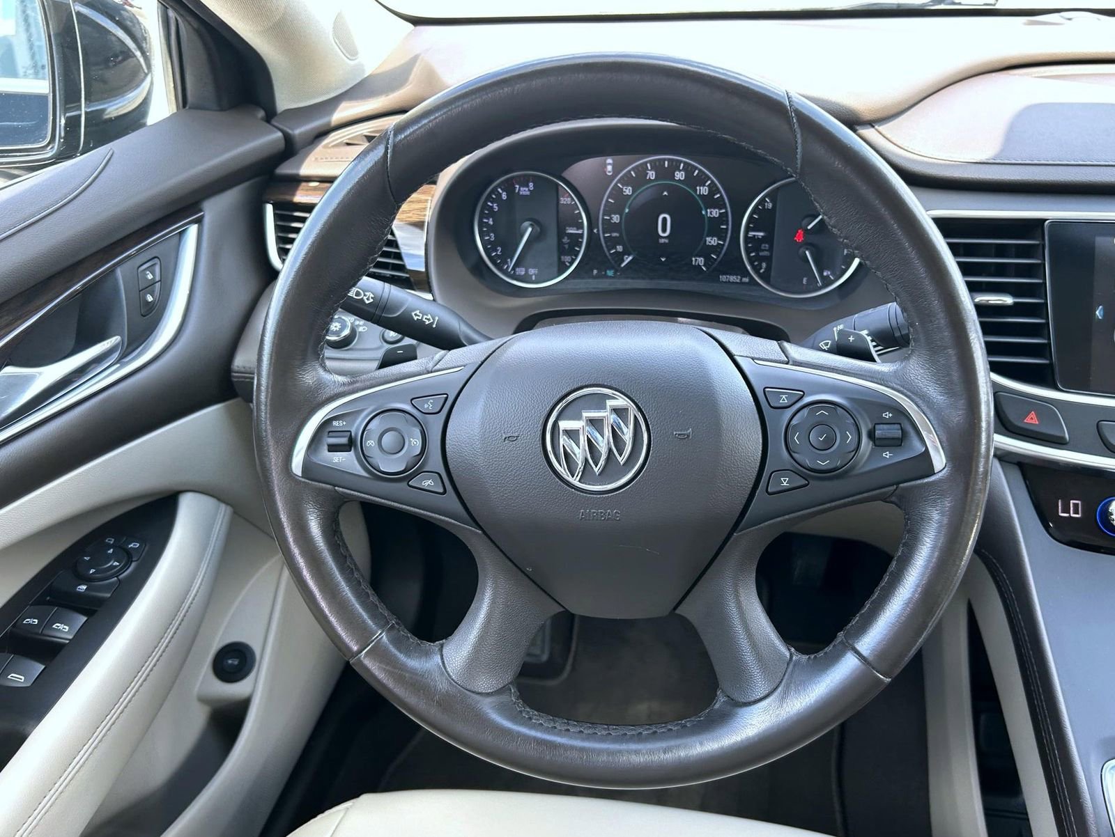 2017 Buick LaCrosse Preferred photo 11