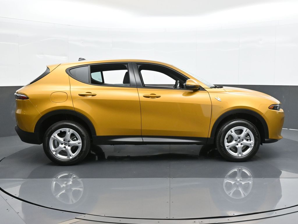 2024 Dodge Hornet GT photo 7