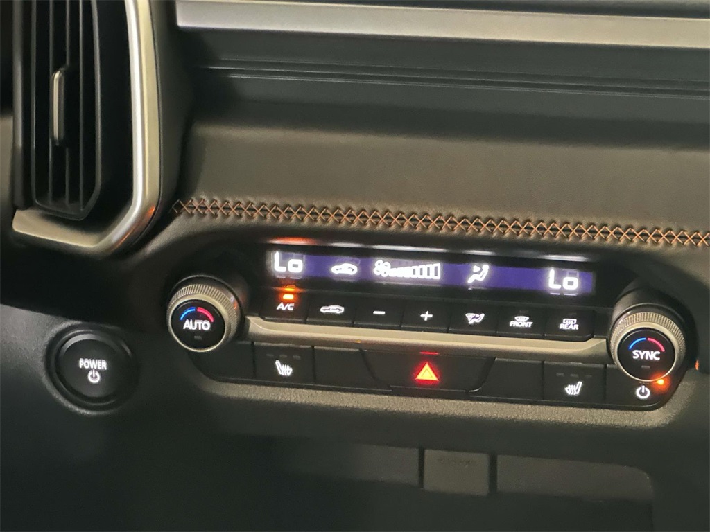 2025 Mazda CX-50 Premium photo 19