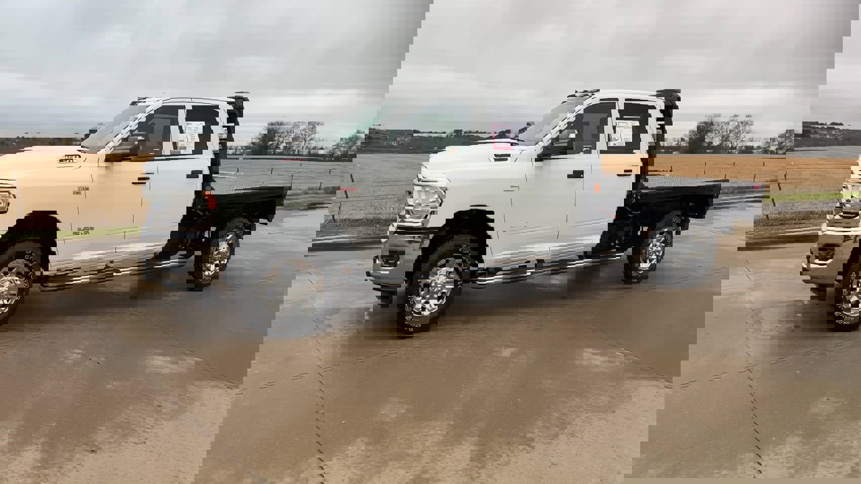2022 Ram 3500 Tradesman photo 4