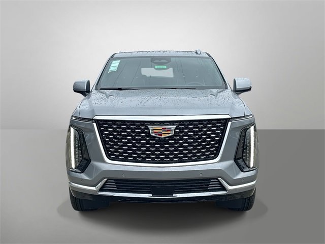 2026 Cadillac Escalade Luxury photo 3