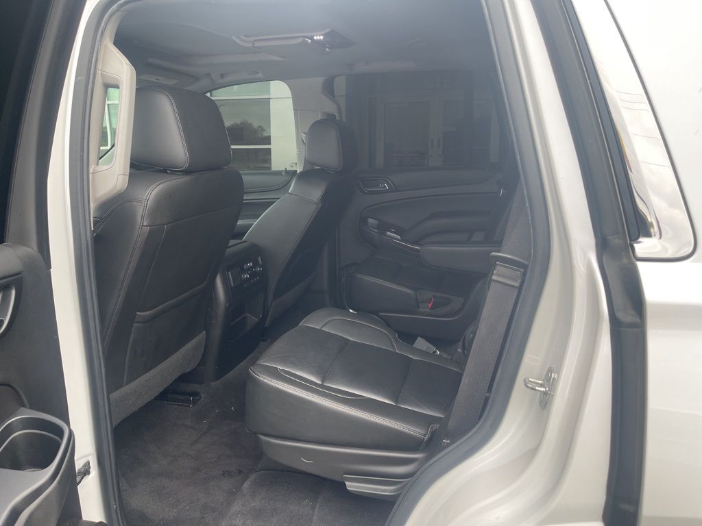 2019 Gmc Yukon SLT photo 40