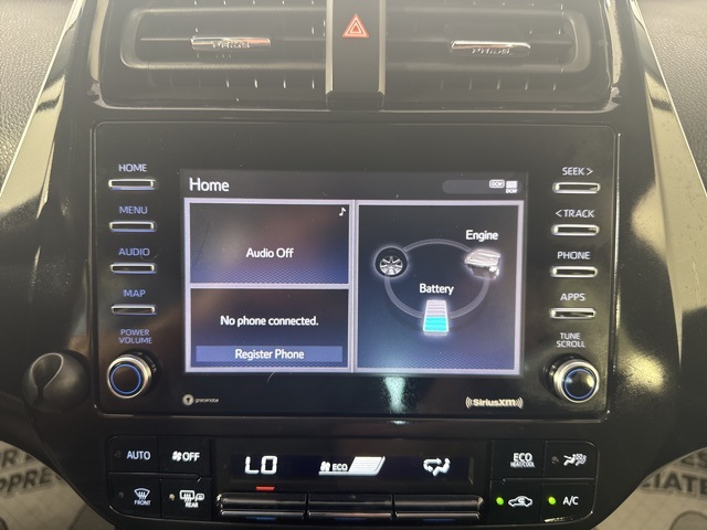 2022 Toyota Prius L photo 14