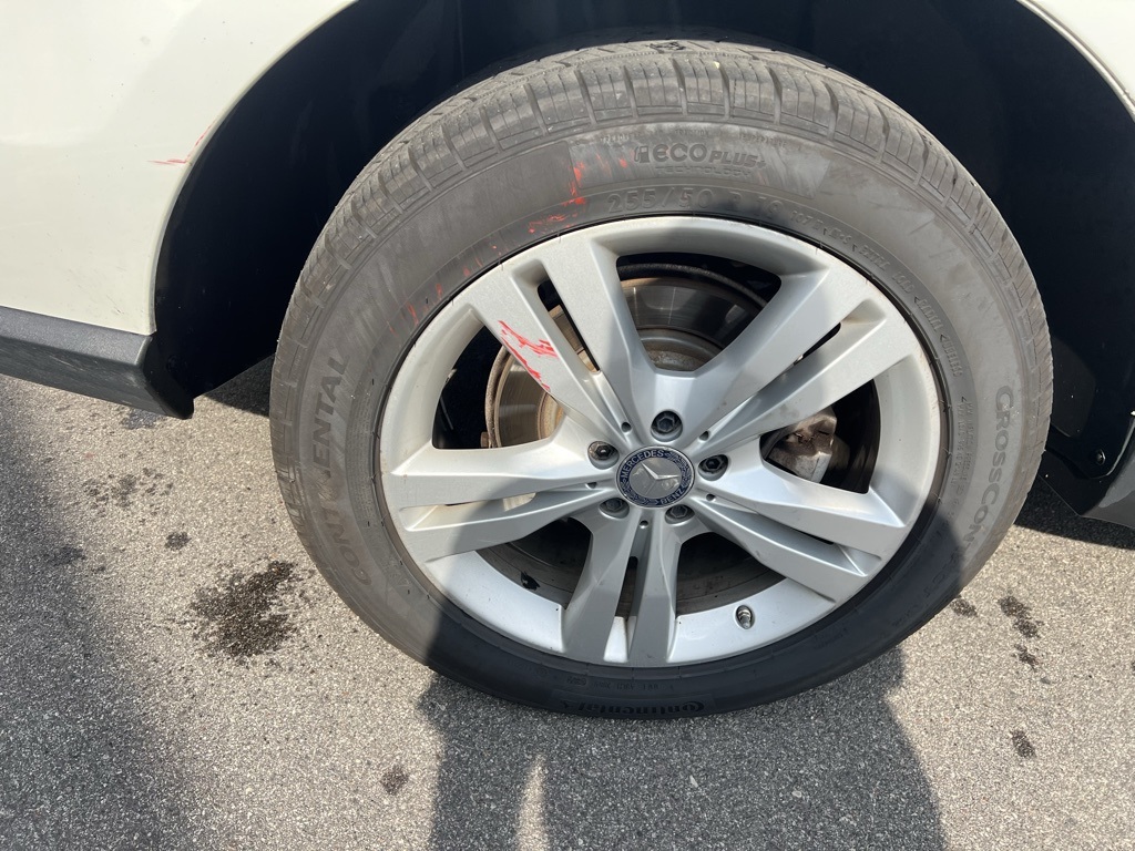 2015 Mercedes Benz ML 350 4MATIC photo 11