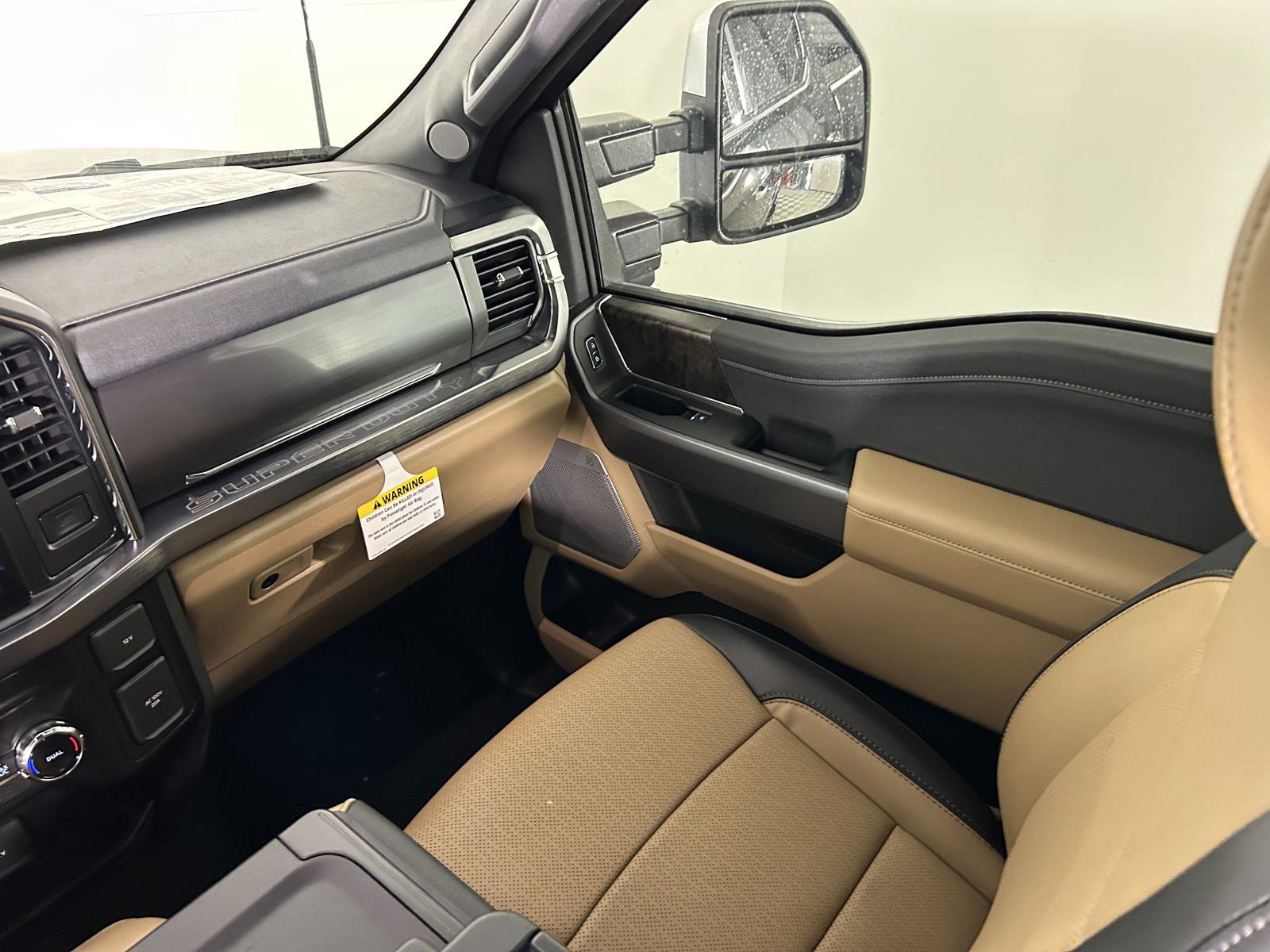2025 Ford F-250 photo 16
