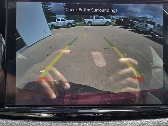 2026 Chrysler Pacifica photo 14
