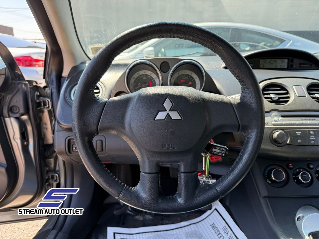 2008 Mitsubishi Eclipse GS photo 11