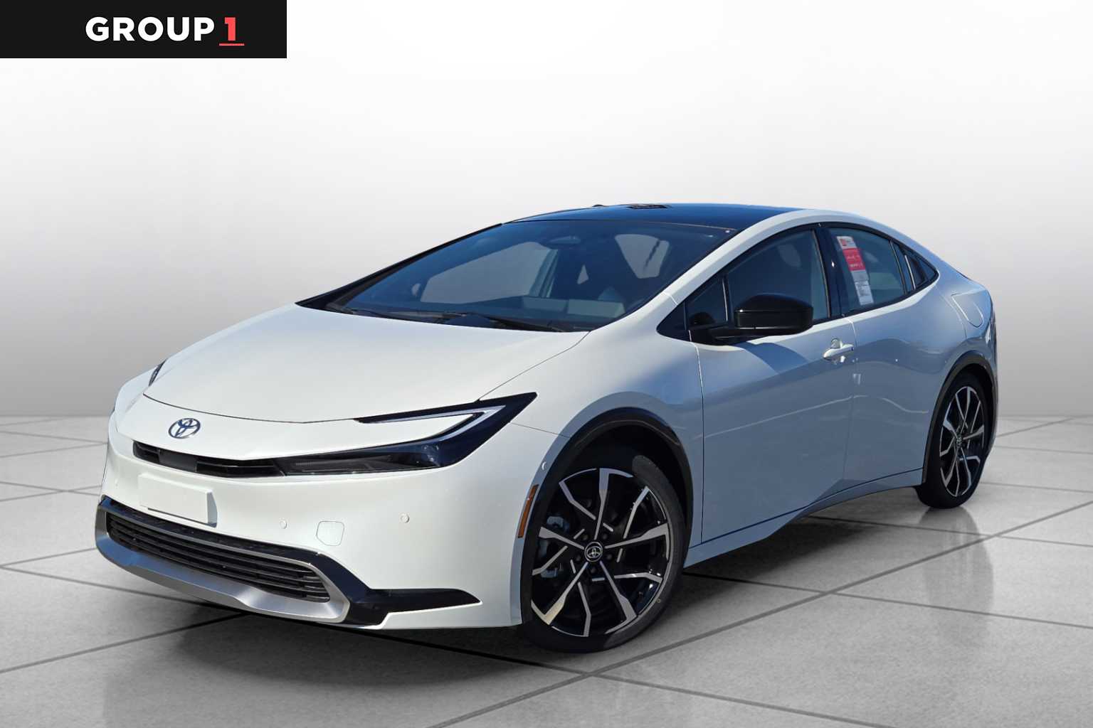 2026 Toyota Prius XSE Premium's photo