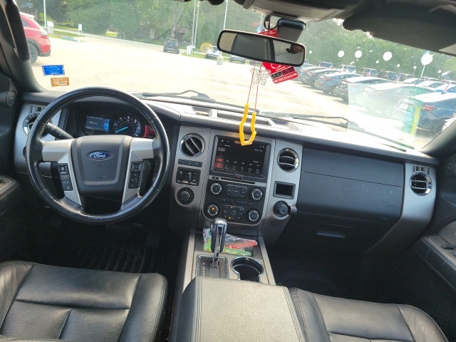 2017 Ford Expedition EL Limited photo 4