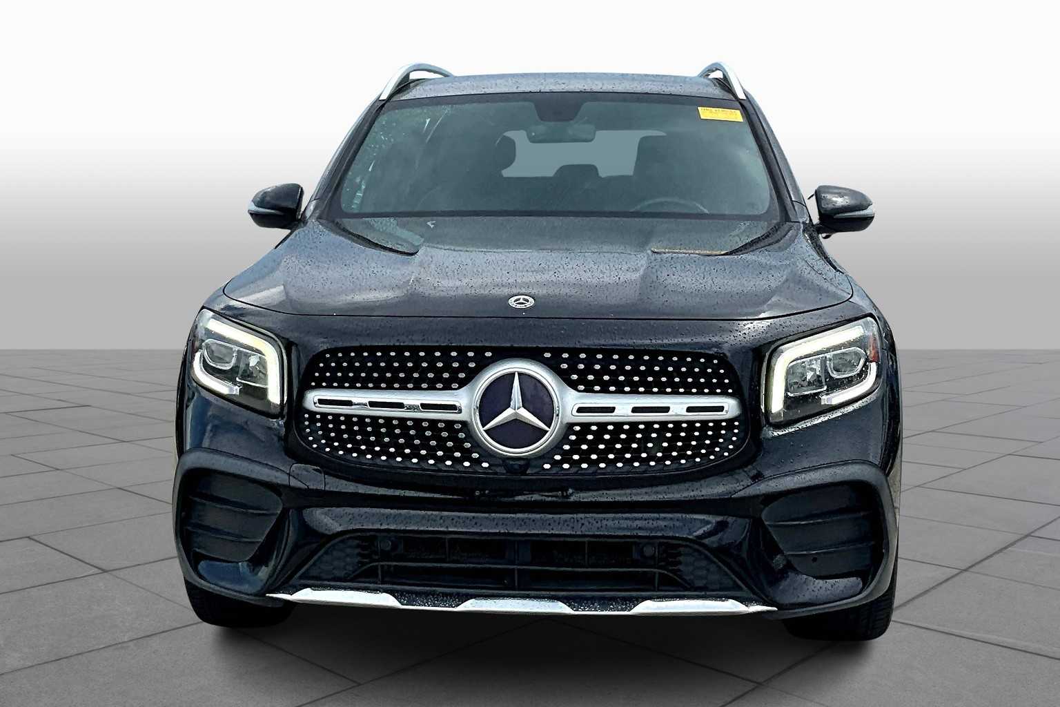 2020 Mercedes Benz GLB 250 photo 3