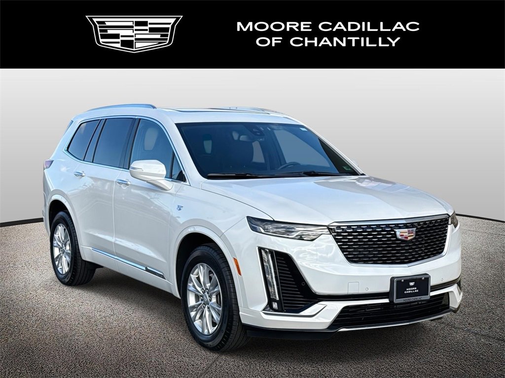 2025 Cadillac XT6 Luxury's photo