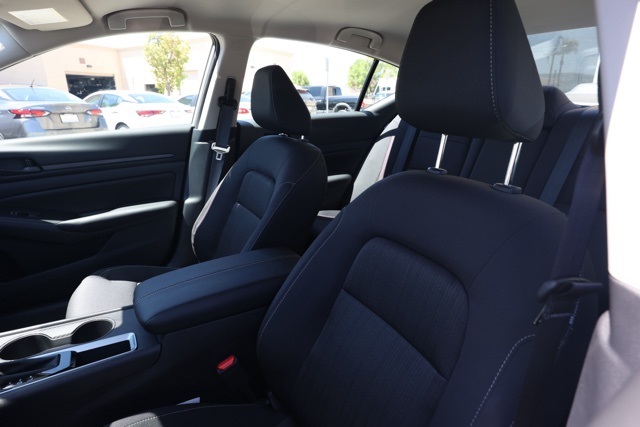 2025 Nissan Altima 2.5 S photo 13