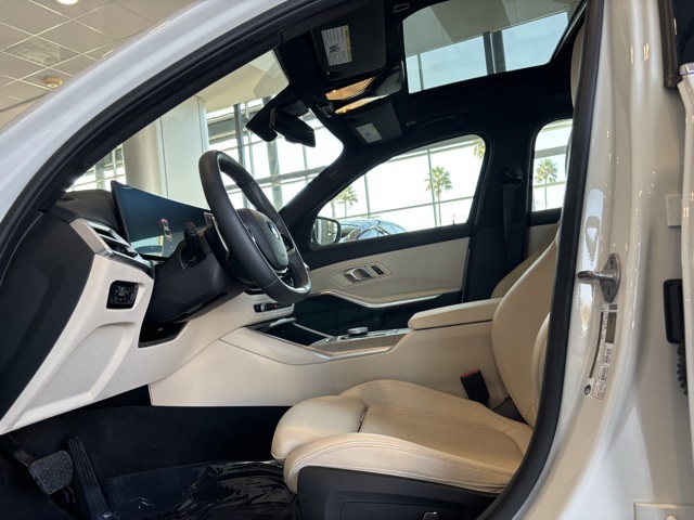 2025 Bmw 330i photo 13