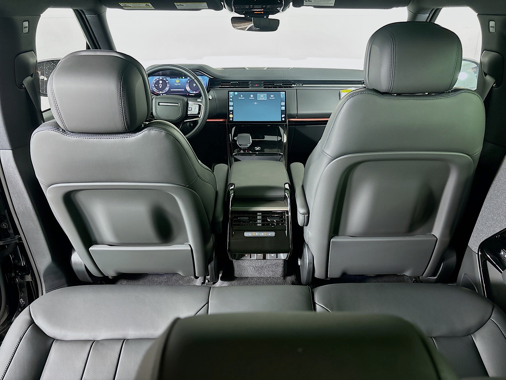 2025 Land Rover Range Rover Sport SE photo 23