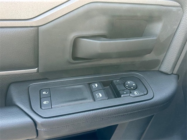 2026 Ram 2500 Tradesman photo 13