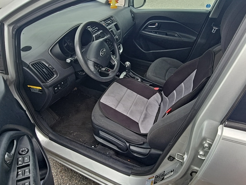 2013 Kia Rio EX photo 10