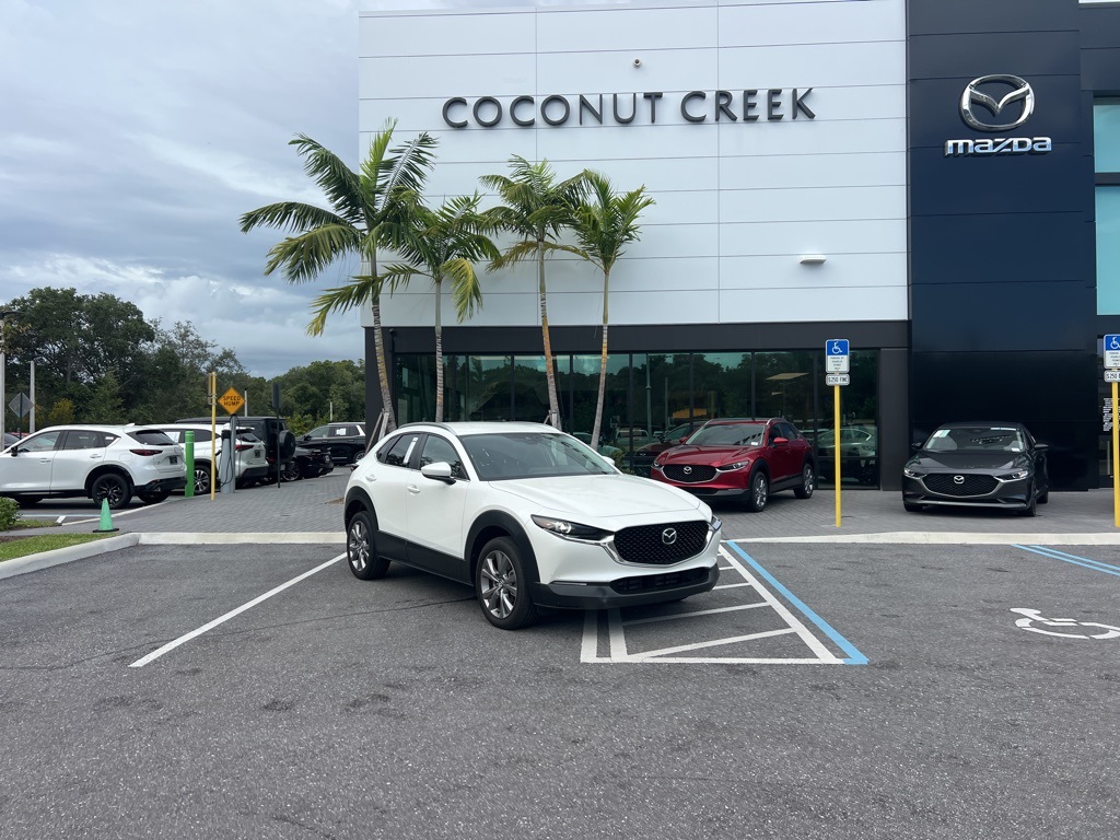 2023 Mazda CX-30 2.5 S Preferred photo 2