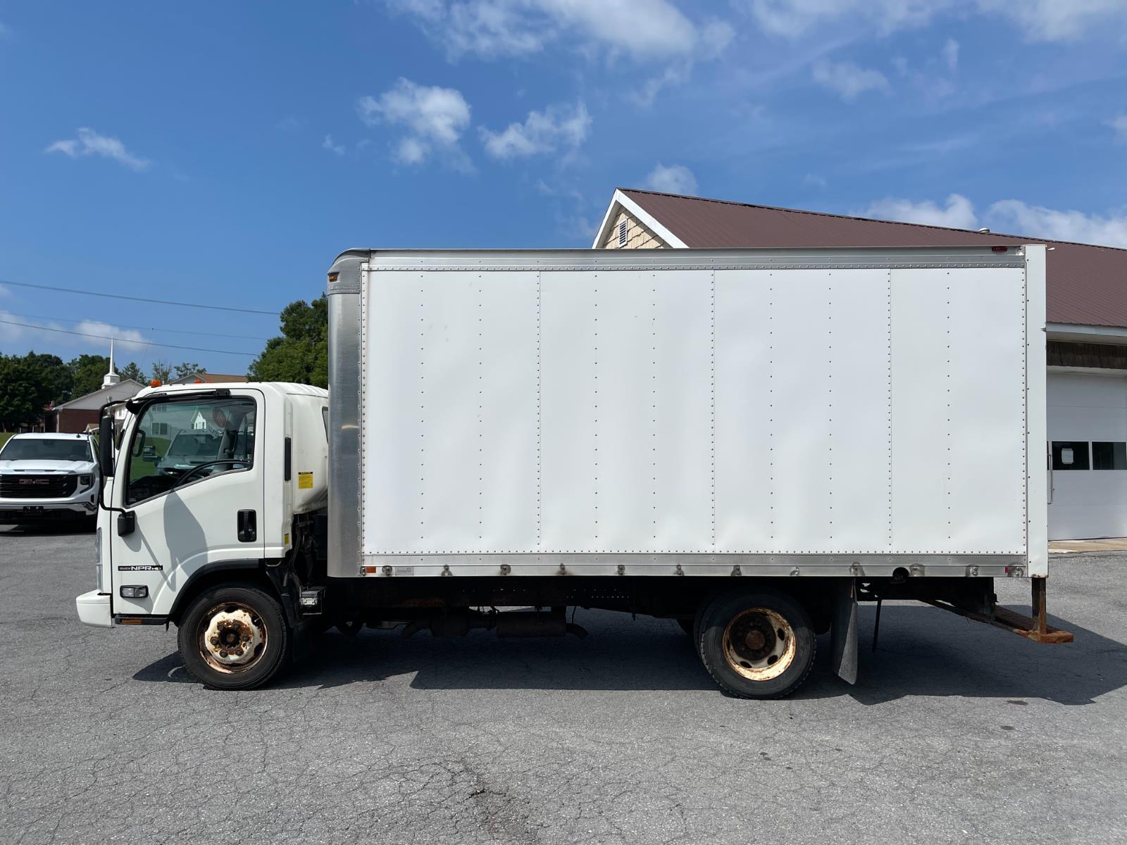 2012 Isuzu NPR photo 8