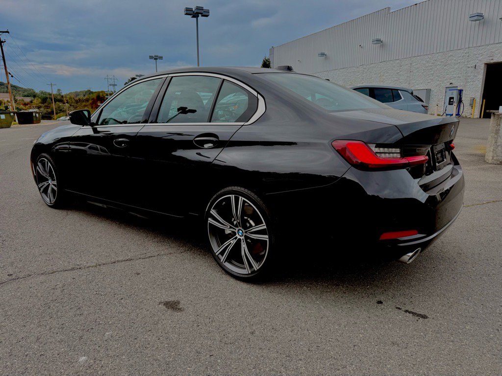 2024 Bmw 330i photo 3