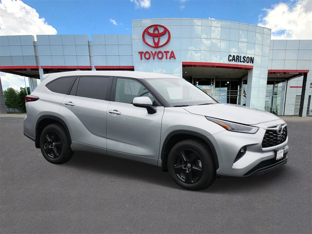 Certified 2024 Toyota Highlander LE with VIN 5TDKDRBHXRS549669 for sale in Minneapolis, Minnesota