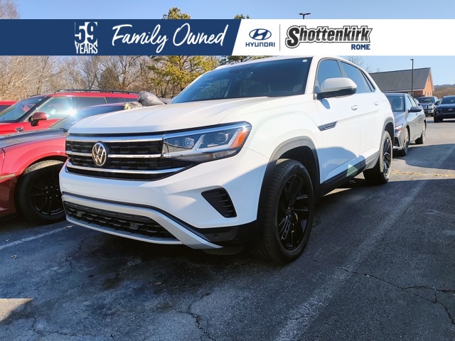 2023 Volkswagen Atlas Cross Sport SE w/Tech