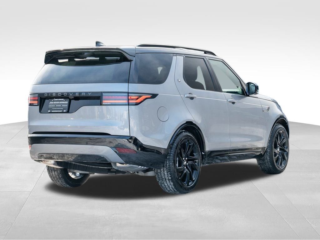 2025 Land Rover Discovery SE photo 4