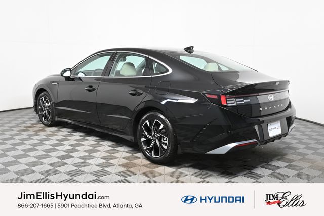 2024 Hyundai Sonata SEL photo 3
