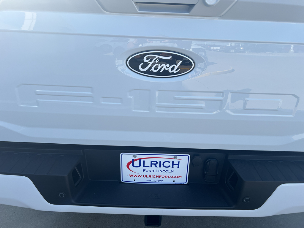2025 Ford F-150 XLT photo 17