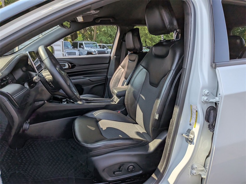 2022 Jeep Compass Altitude photo 18