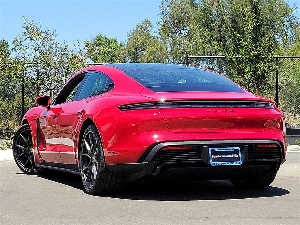 2025 Porsche Taycan GTS photo 3