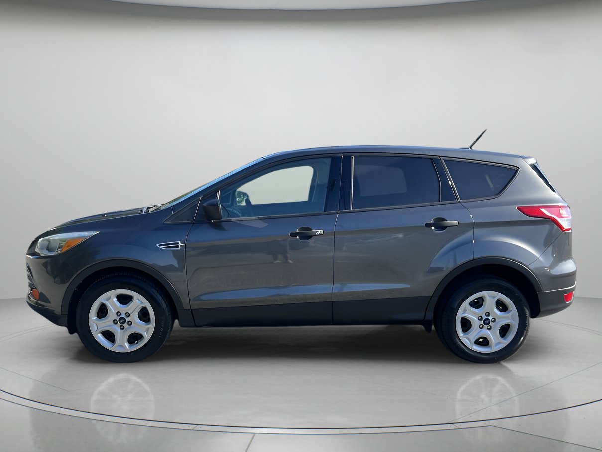 2016 Ford Escape S photo 5